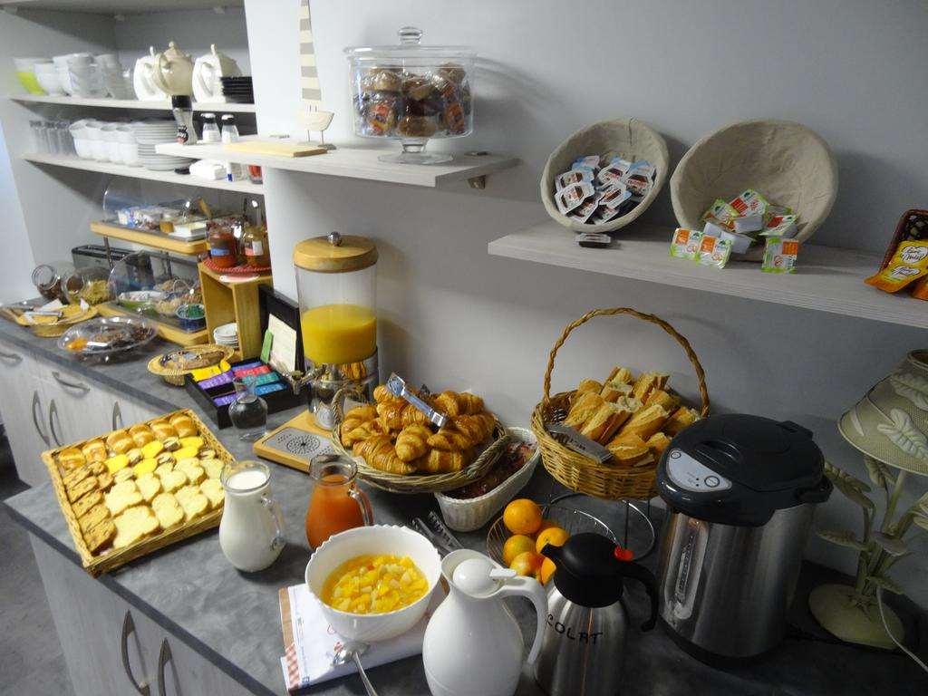 Brit Hotel Hermitage 鲁瓦扬 餐厅 照片