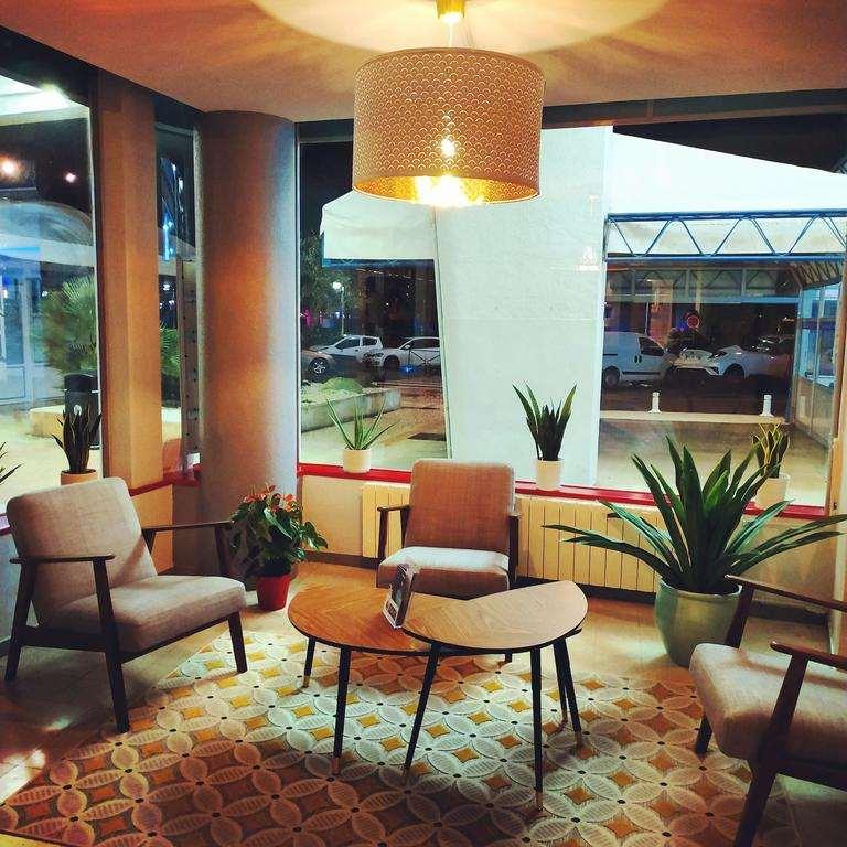 Brit Hotel Hermitage 鲁瓦扬 设施 照片
